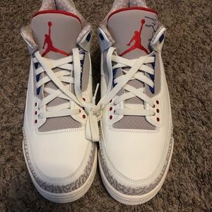 Air Jordan Retro 3 international size 13 blue red